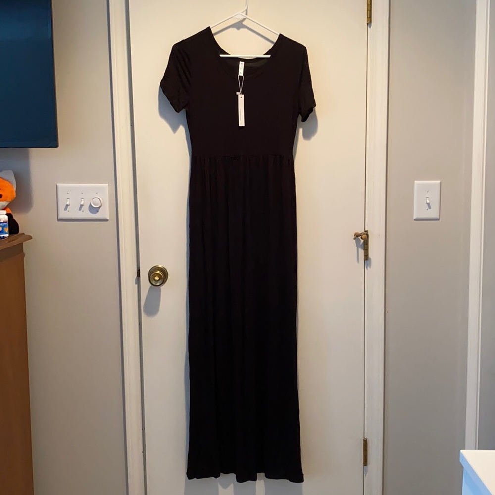 Black short-sleeved, empire-waist maxi dress